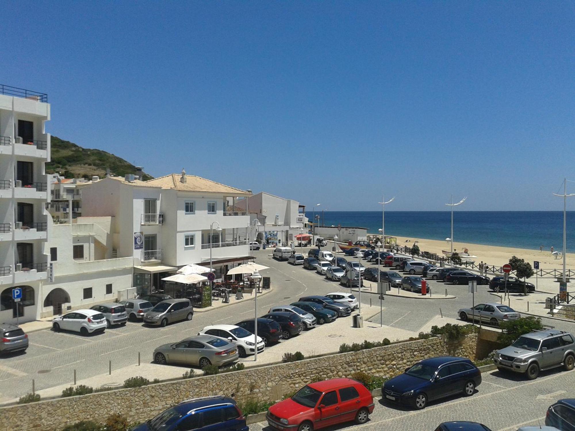 Salema Beach Apartment Bagian luar foto